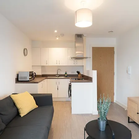 Bright 1 Bed In W Balcony 아파트