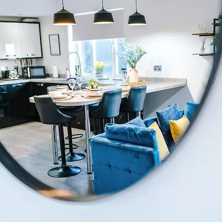 Luxury 2 Bed Close To Coop Etihad And Centre Апартаменты Манчестер