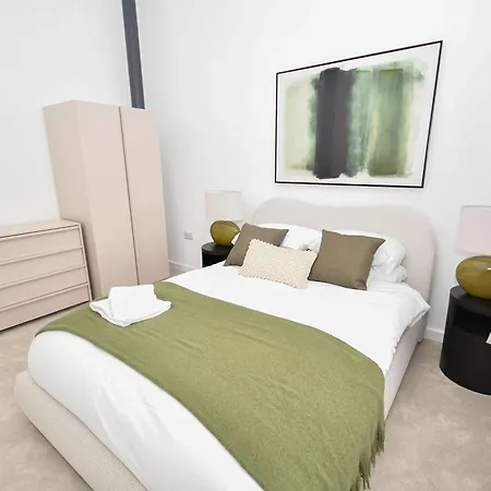 Lägenhet Spacious & Bright 1bed Nr Etihad Stadium