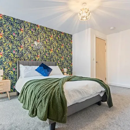 2-bed Apt-sleeps 5-long Stays-oxford St 아파트