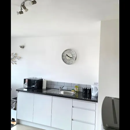 Daire 2 Bed 2 Bath Apartment,500 Meter's From Deansgate Close To Ao Arena