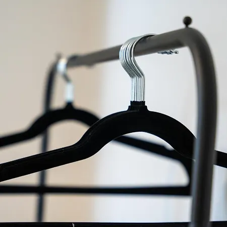 Apartamento Comfortable 4 Bed - Free Parking & Fast Wifi *