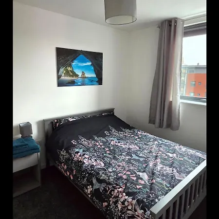 2 Bed 2 Bath Apartment,500 Meter's From Deansgate Close To Ao Arena Manchester