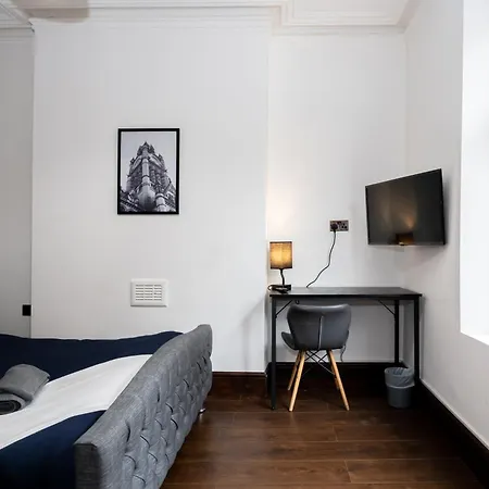 Moon House Location Дом отдыха Манчестер