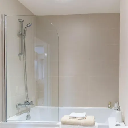Fantastic 1 Bed Flat - Sleeps 3 マンチェスター