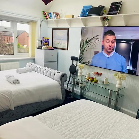 Clayton Homestay szállás *