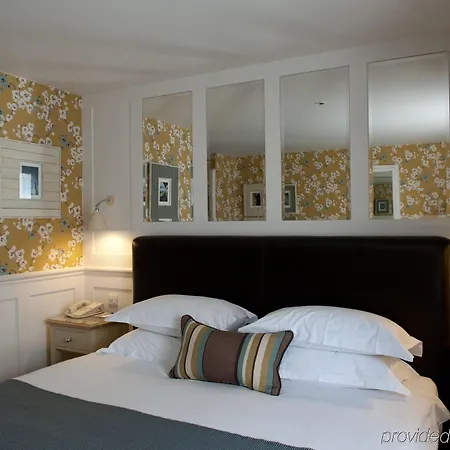 Eleven Didsbury Park Otel