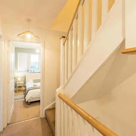 Spacious 4-bedroom In Moston, * Manchester