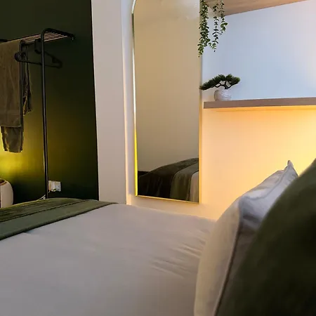 Δωμάτια σε οικογενειακή κατοικία 2 - Private In A Near Centre *