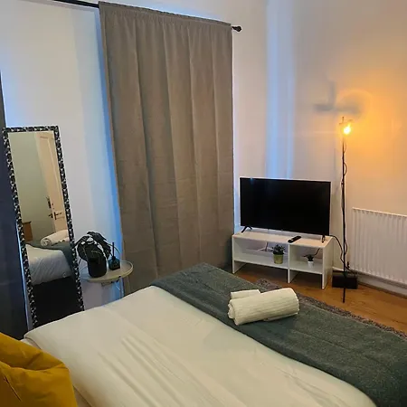 Habitación en casa particular Grey Homes, Private Near Piccadilly Station 15 Mins Mánchester