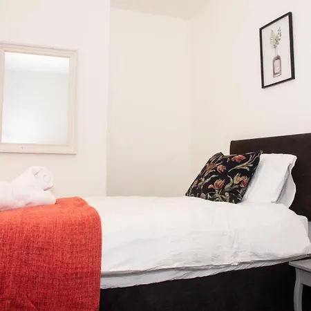 3 Bed - Shefa Homes Dom wakacyjny Manchester