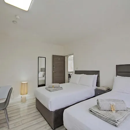 Dom wakacyjny Spacious 5br House Near Centre Manchester