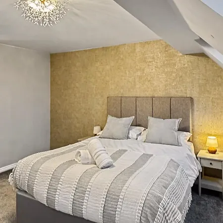 Entire Sleeps 5 Guest 5 Mins Frommcr Ferienhaus Manchester