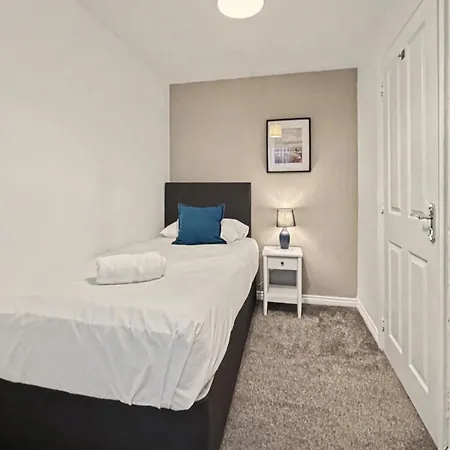 Entire Sleeps 5 Guest 5 Mins Frommcr Casa vacanze