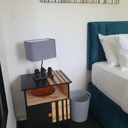 Holiday home Spacious 3br - Nr Clifton Train Station 510min Walk - Garden Free Parking Manchester