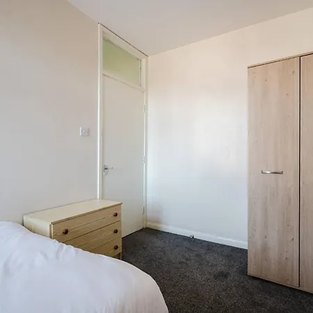 6-bed Holiday home