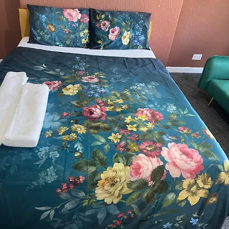 Princess Shahzadi Accommodatie bij particulieren Manchester