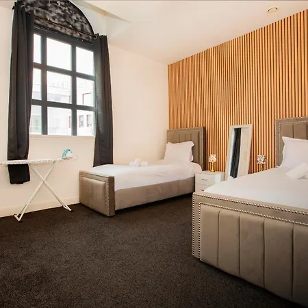 Prime Salford 2br • Free Parking • Near Mediacity