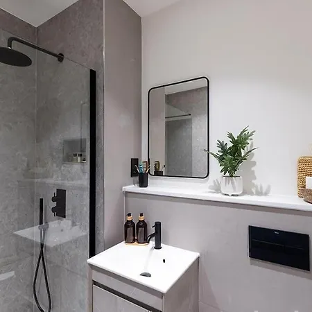 Urban Retreat Location * Manchester