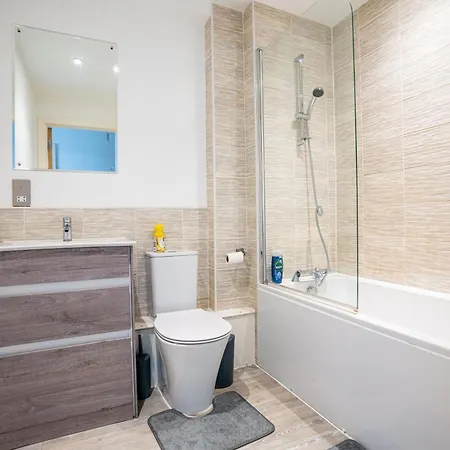 Elegant Modern One Bed Flat With Juliet Balcony Daire Manchester