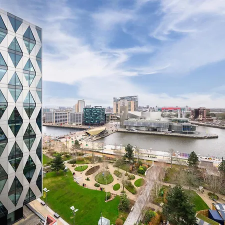 Apartman Waterfront Panorama - 2br + Balcony, Near Stadium Manchester