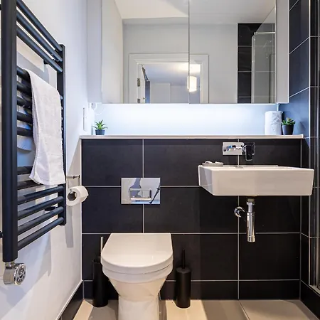 Centre Apartment, Pool Table Apartamento