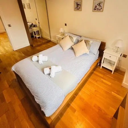 Stylish 2br - 4 Guests - Northern Quarter شقة *