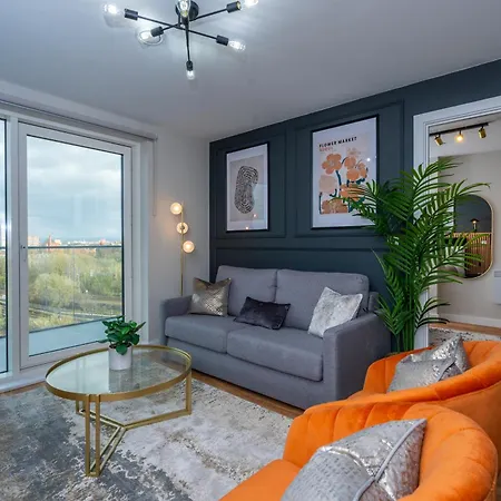 Appartement Luxury Waterfront 2br - Free Gym Access & Parking