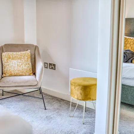 Apartament Executive With Sleek Modern Aesthetic Manchester