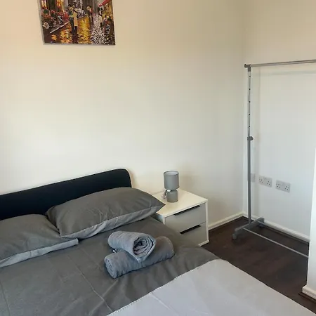 Apartamento Comfortable 2-bedroom Flat Close Etihad And Coop Live Mánchester