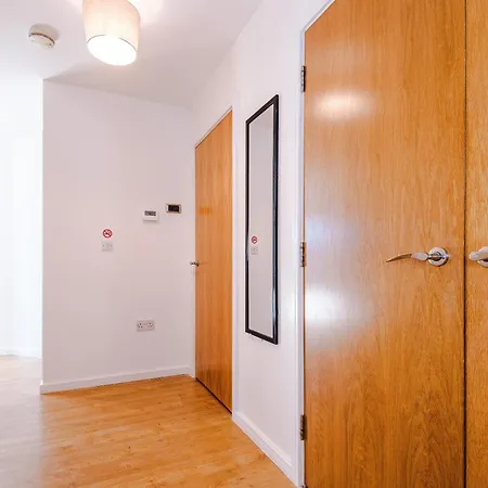 Stylish Mcr 1br Etihad Coop Live Parking * Manchester