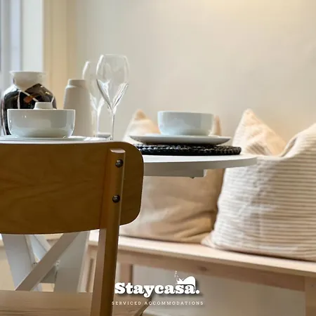Littleton Co-living - Private Self-cater Manchester
