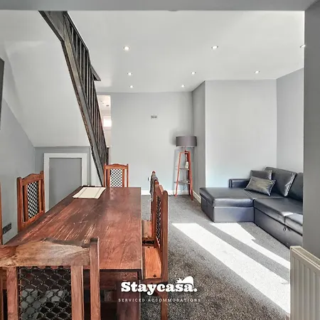 Prázdninový dům Beresford Co-living - Private Self-cater