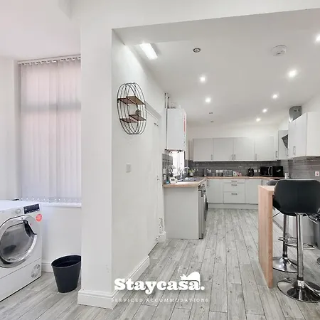 The Cowesby 4-bed Street Parking Tatil Evi *