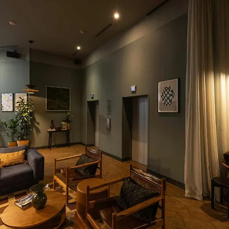 Hotel Cove Minshull Street 4*