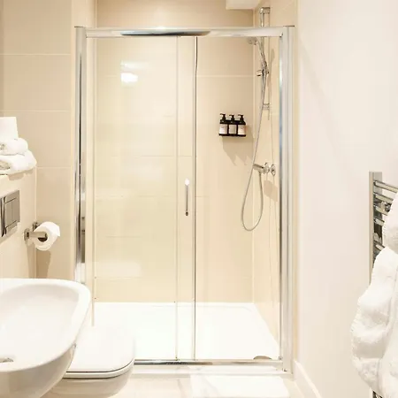 Hotel Cove Minshull Street 4*