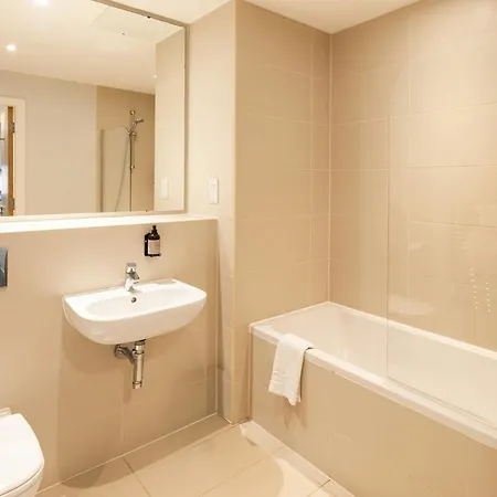Cove Minshull Street Hotel 4*
