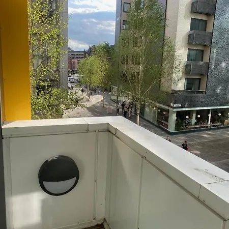 Apartment 2 Bedroom In The Heart Of Manchester