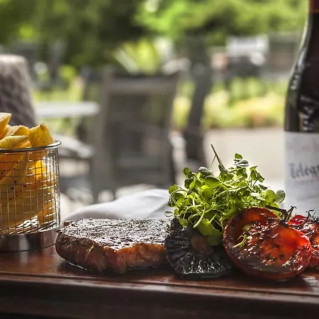 Best Western Plus Pinewood Manchester Airport-wilmslow Aparthotel Wilmslow