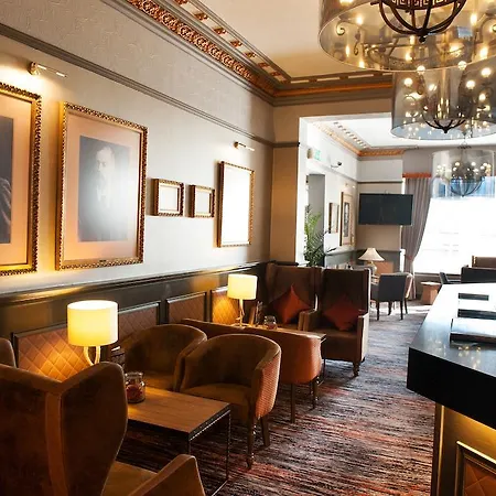 Hotell South 3*