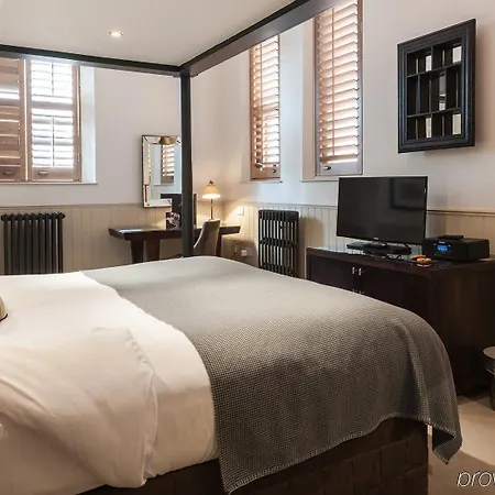 מלון Great John Street 4*