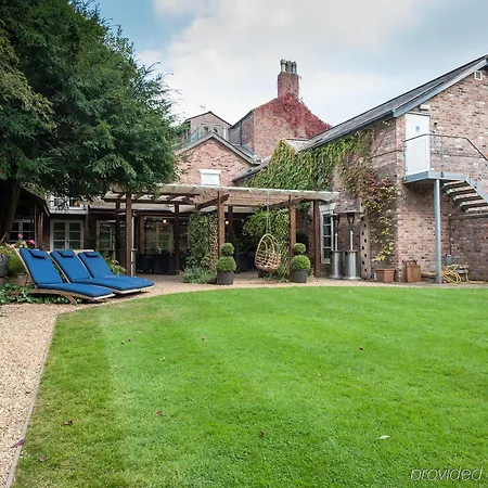 Otel Eleven Didsbury Park Manchester