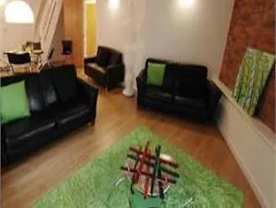 Stop מלון דירות מנצ'סטר