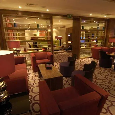 Golden Tulip Manchester Hotel 4*