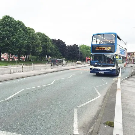 South Contractors Townhouse * Manchester