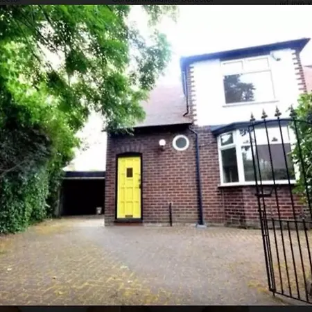 Ambrose Drive *