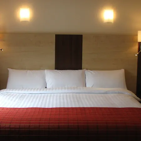 Отель Monton House Манчестер