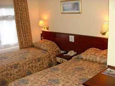 Отель Monton House 2*