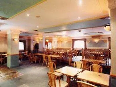 Monton House Hotel 2*