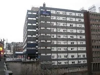 Travelodge מלון 3*